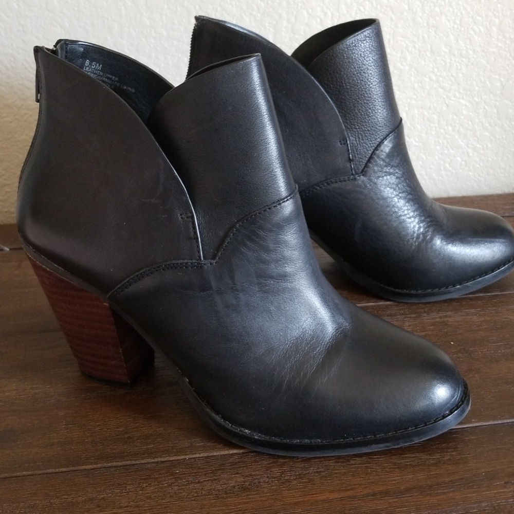 Top Tier Ankle Boots